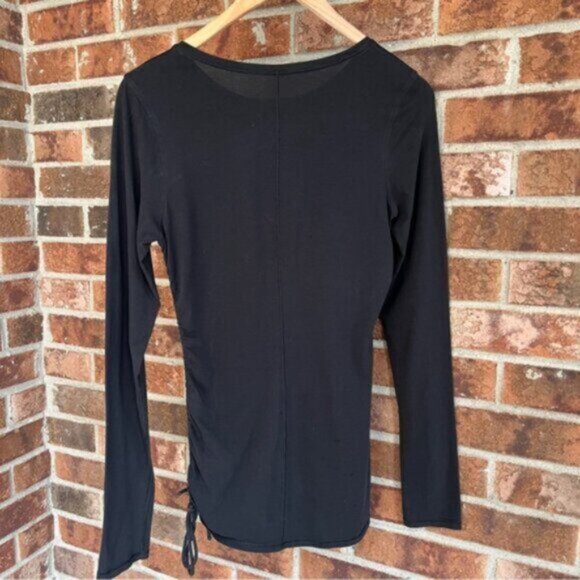 Lululemon  * Cinch It Long Sleeve top Black - Picture 3 of 13